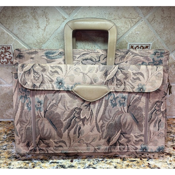 Invicta Other - 1980s Briefcase Beige Floral Tapestry Carry Case Retro Style